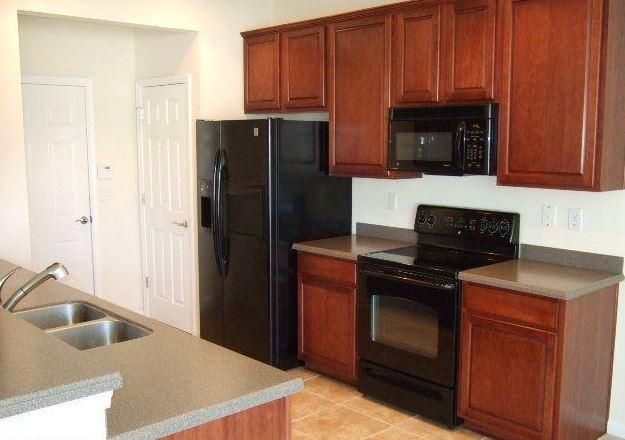 Building Photo - 4012 Lionheart Dr