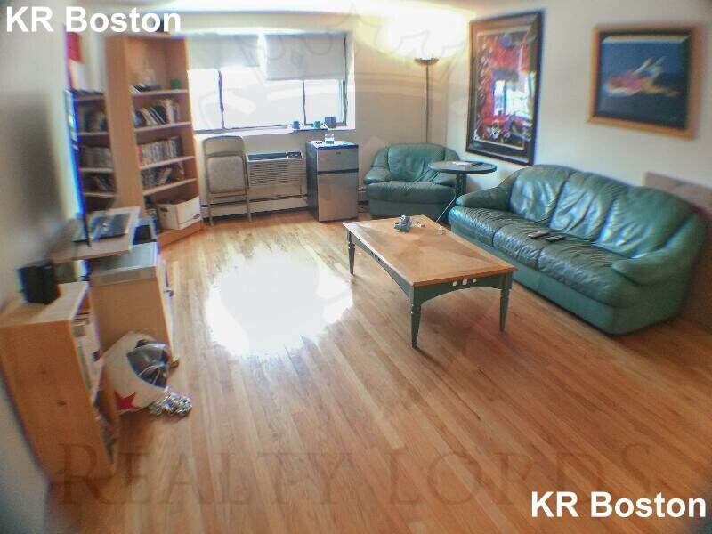 Primary Photo - 29 Allston St