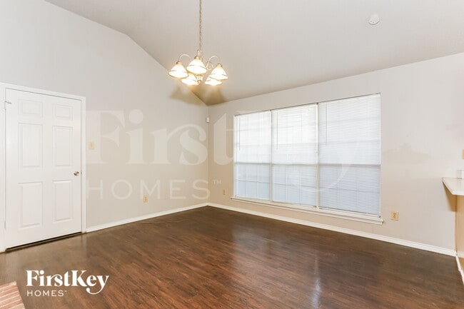 Foto del edificio - 5309 Tennis Villa Dr