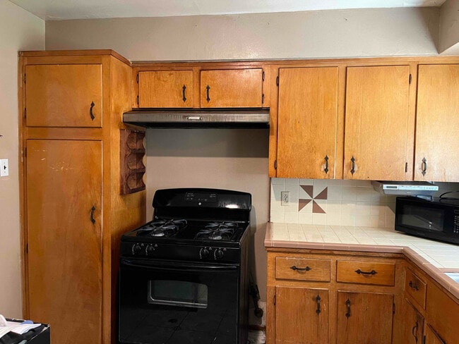 Building Photo - 6427 Feldspar St