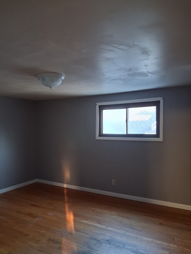 Foto del edificio - 915 O Fallon Ave