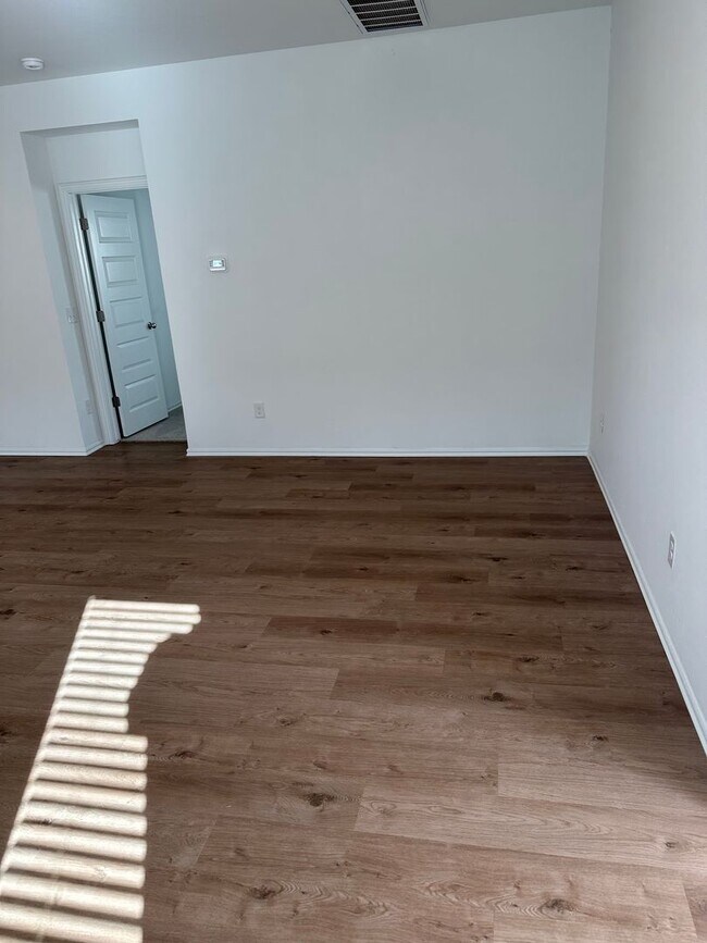 Foto del edificio - *$99 First Month's Rent + NO HIDDEN FEES* Brand New Three Bedroom | Two Bathroom Home in Purcell