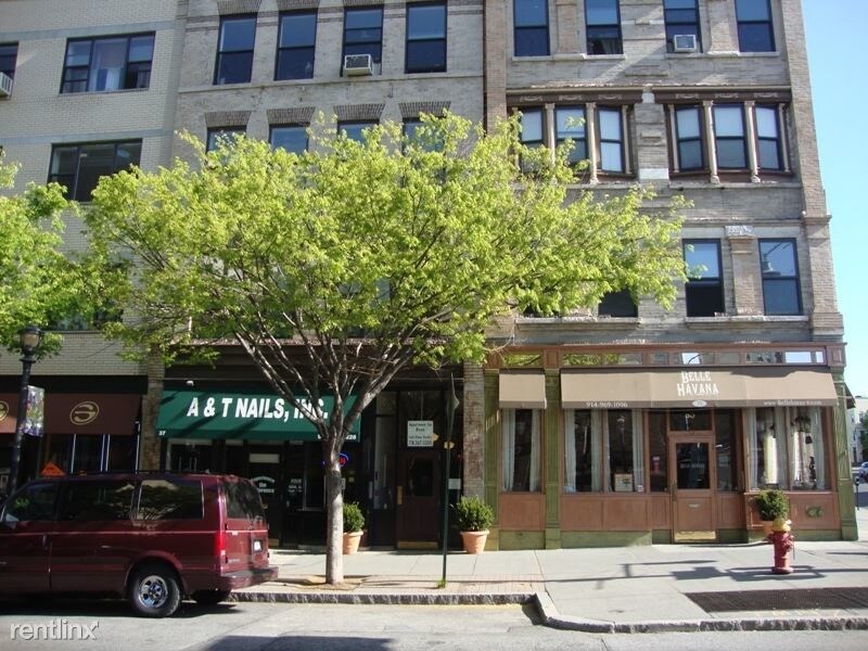 Primary Photo - 2 br, 1 bath Apartment - 37 Main St Flex 2