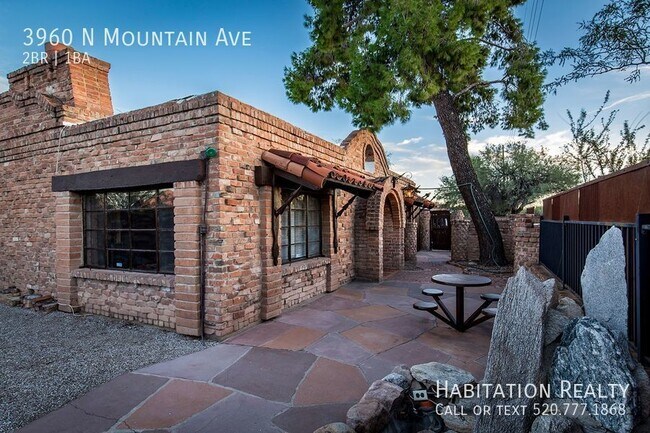 Foto del edificio - Rare opportunity to rent this historic cas...