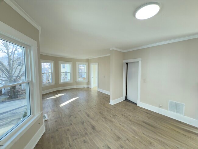 Sala/comedor - 89 S Cherry St