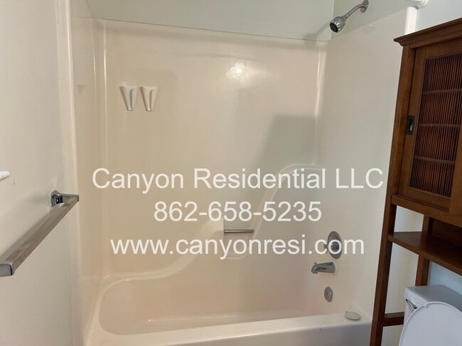 Photo - 2494 Shenandoah Dr House