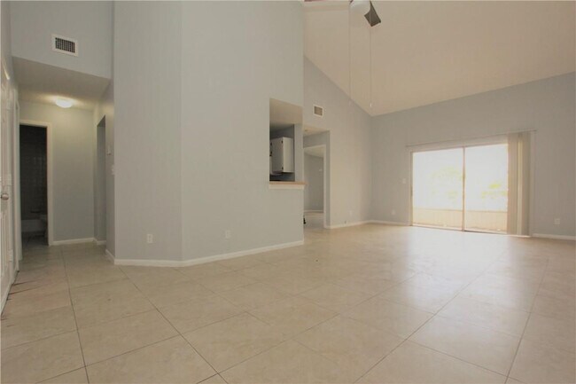 Foto del edificio - 3413 NW 44th St