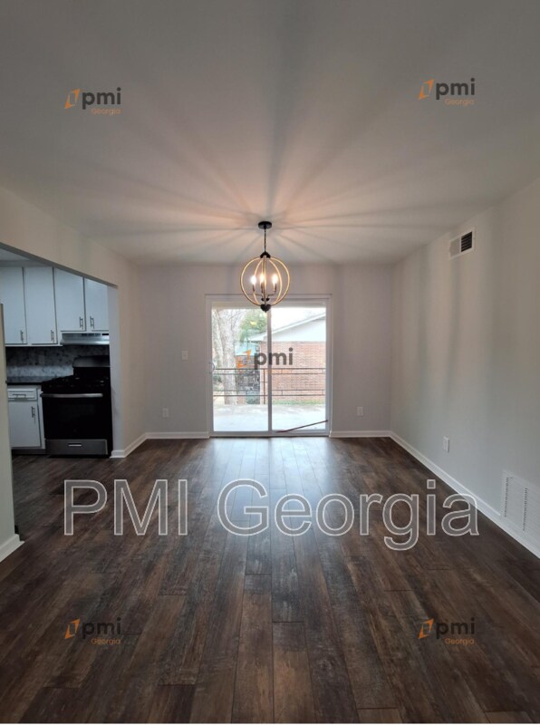 Foto del edificio - 4266 Roswell Rd