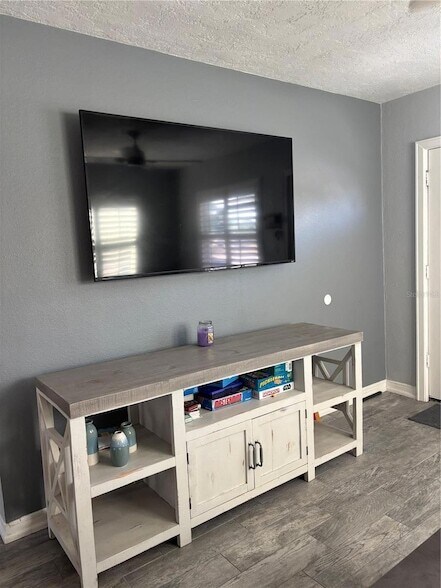 Building Photo - 304 53rd St W