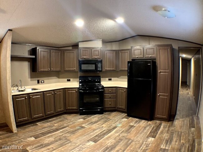 Building Photo - 3 br, 2 bath House - 182 NE Coachlight Dr