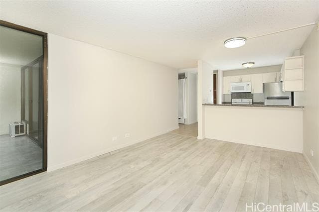 Building Photo - 98-500-500 Koauka Loop