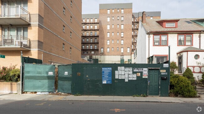 SV 12.10.21 - 117-03 Curzon Rd