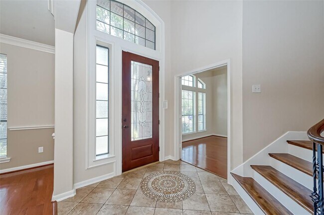 Building Photo - 6723 Glenkirk Pl