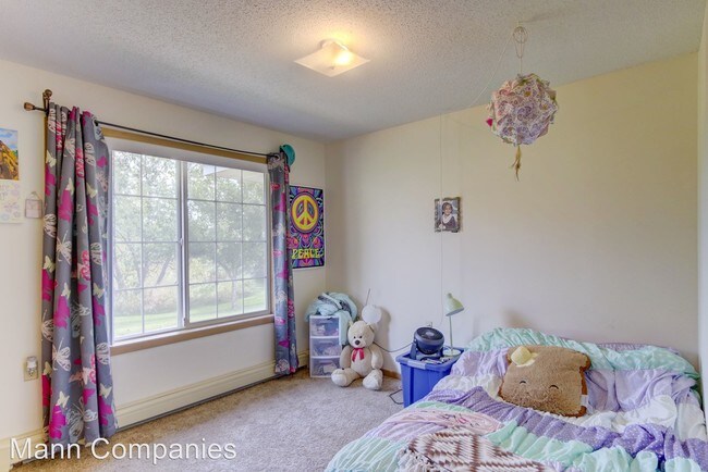 Building Photo - 2648 230th Ct NW