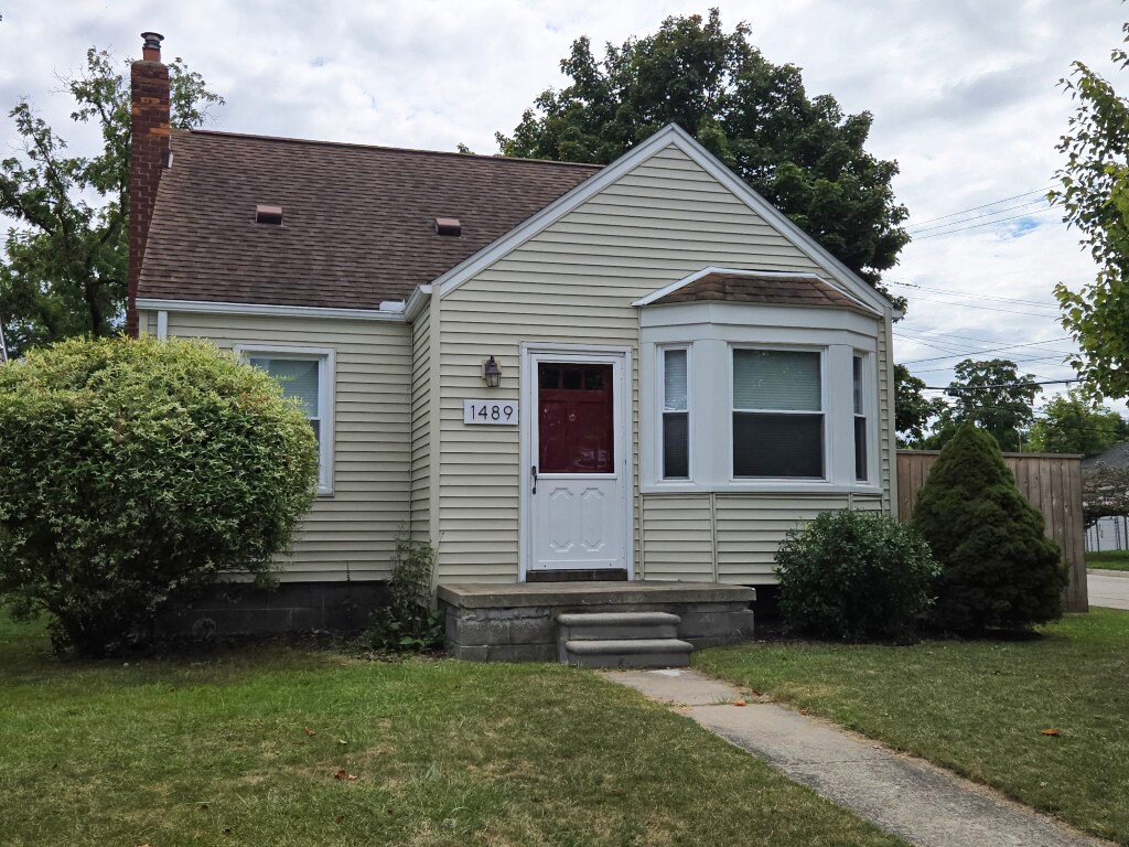 Foto principal - 1489 West Blvd