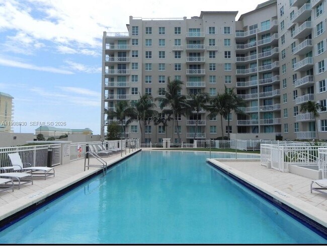 Foto del edificio - 450 N Federal Hwy