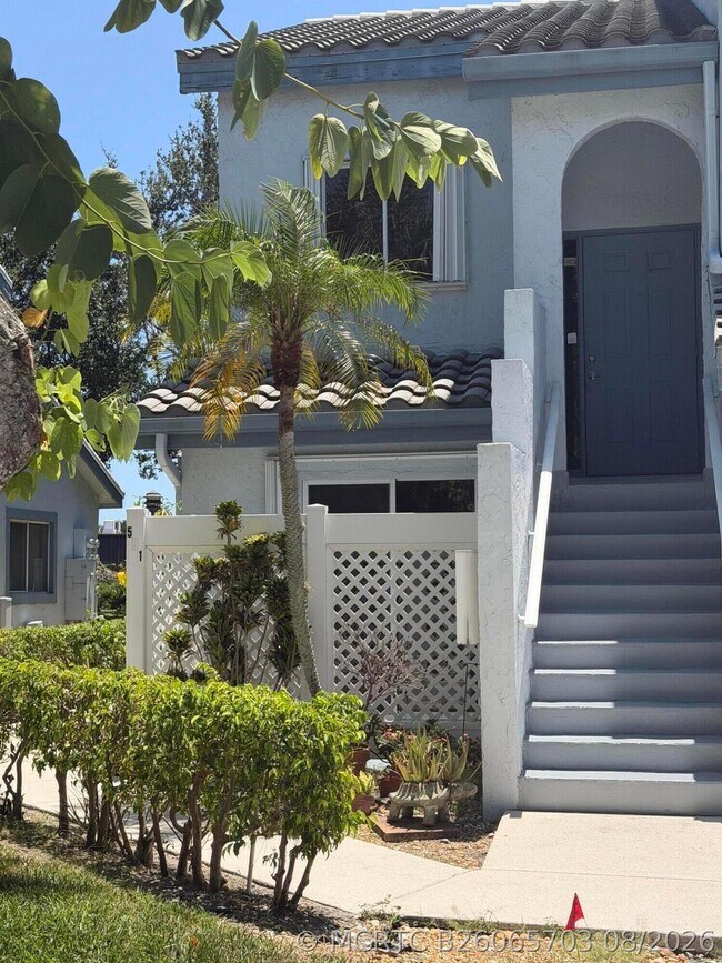 Building Photo - 9818 Nickels Blvd