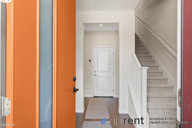 Building Photo - 4 br, 4 bath Townhome - 3450 Dublin Boulev...