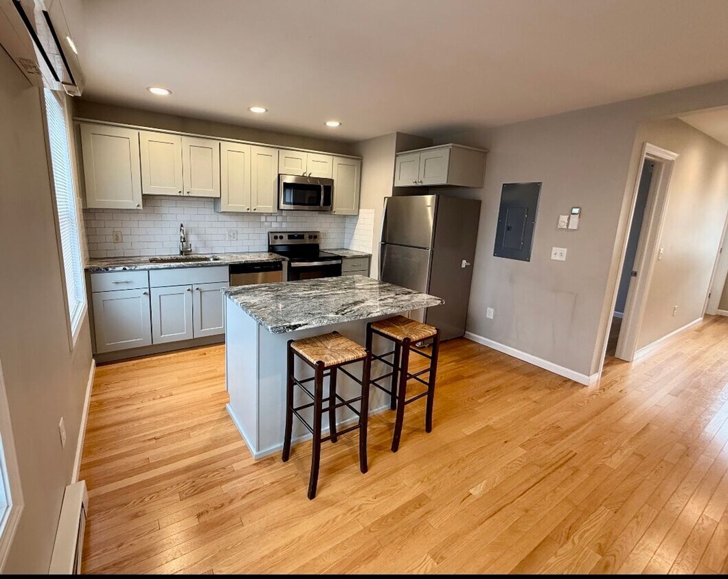 Foto principal - 209 S Meadow St