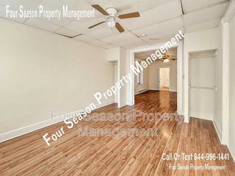 Foto principal - 616 W Franklin St