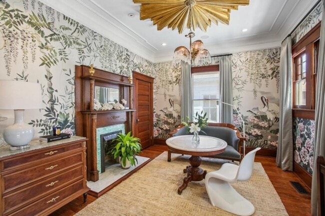 Building Photo - 788 Lake Ave NE