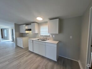 Building Photo - 935 Allen Dr