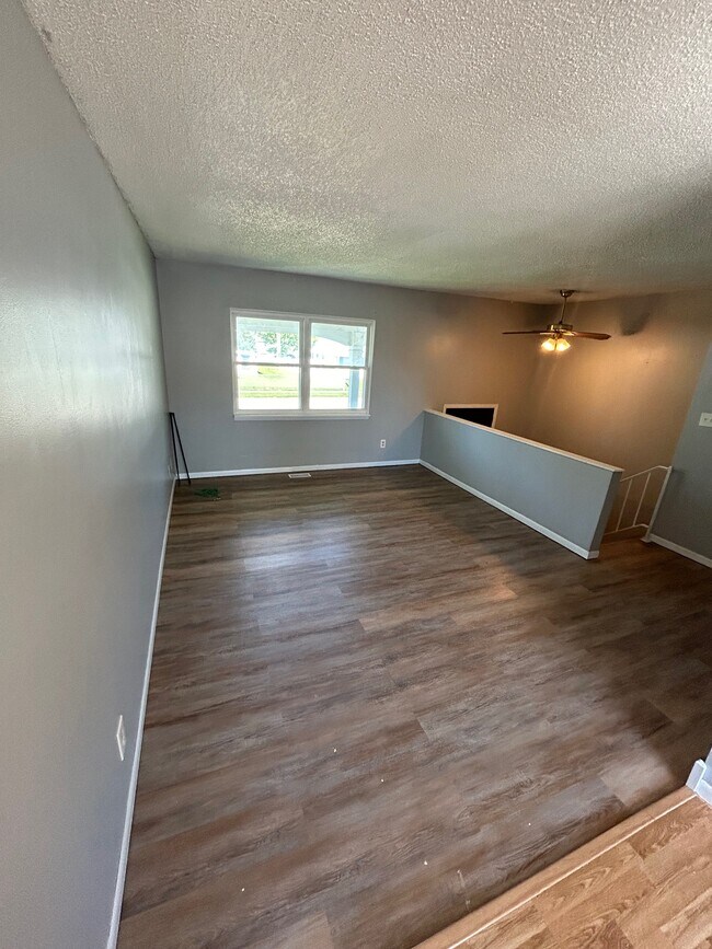 2470 Quail Dr, Decatur, IL 62521 House Rental in Decatur, IL