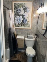 Building Photo - 1214 42nd St