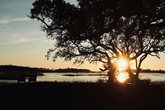 Foto del edificio - River Ford