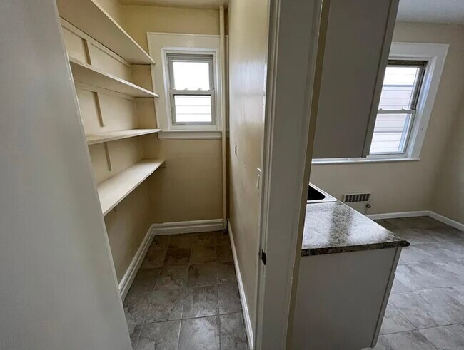 Despensa - 74 Smith St