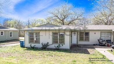 Building Photo - 7 Pershing Dr