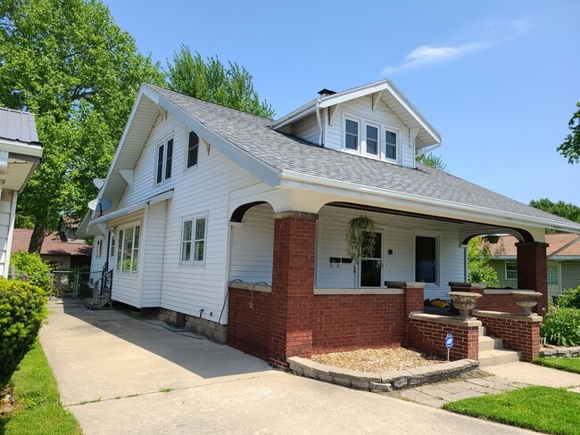 Foto del edificio - 935 E Ft Wayne St