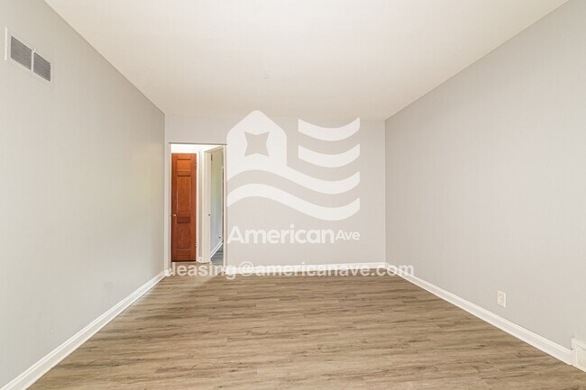 Foto del edificio - 9145 Frederick St