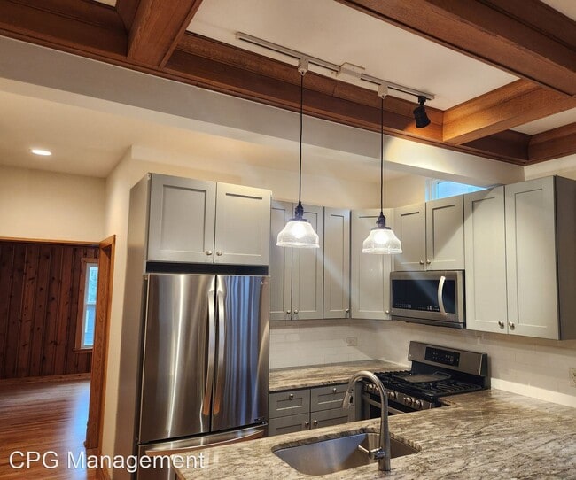 Building Photo - 2 br, 2 bath House - 136 Elgin #1