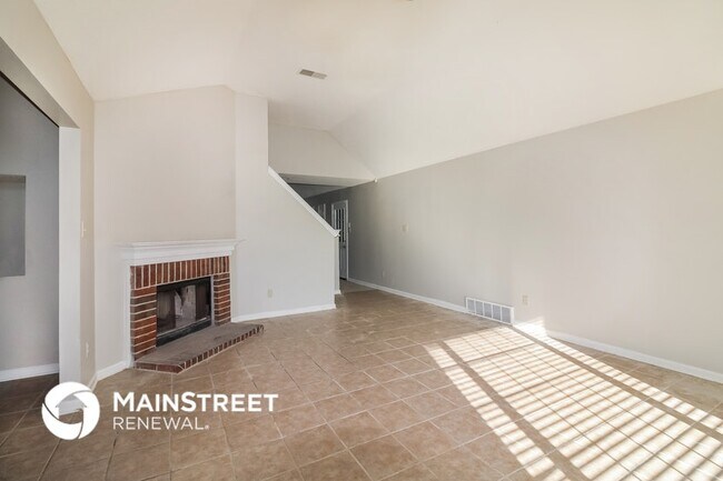 Building Photo - 4377 Cleopatra Dr