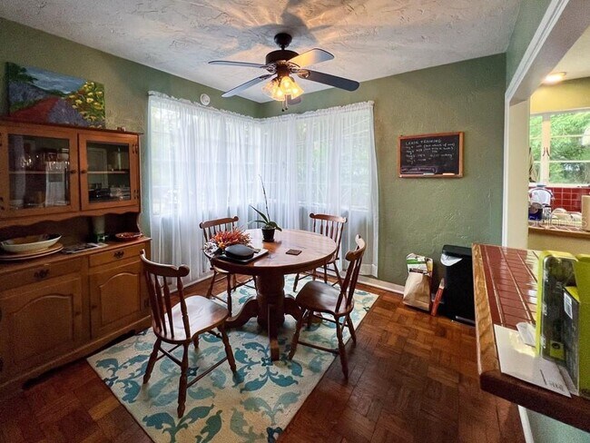 Foto del edificio - 929 NW 22nd St