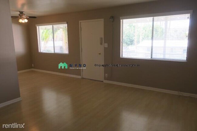 Foto del edificio - 6841 E 2nd St