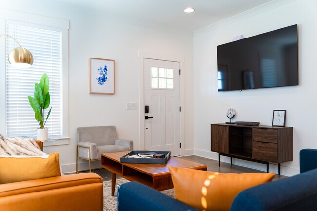 Foto del edificio - 1017 E 14th St