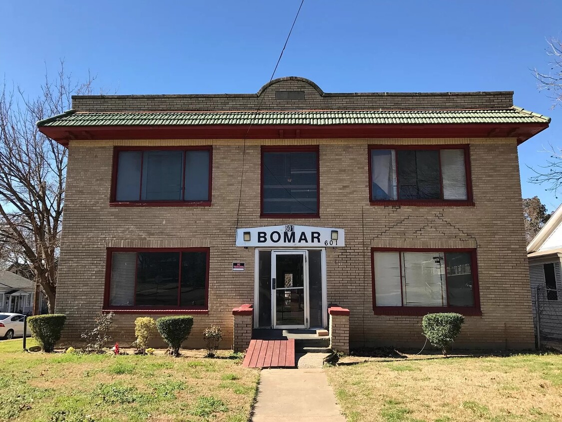 Primary Photo - 601 N Marsalis Ave