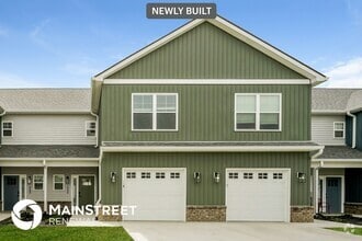 Building Photo - 2056 N Sarah Dr