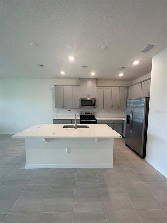 Foto del edificio - 4361 Small Creek Rd