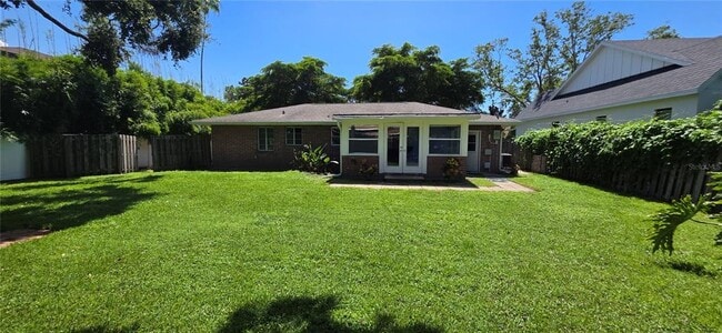 Building Photo - 2151 Datura St