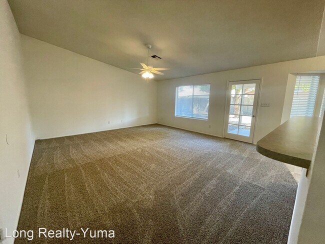 Foto del edificio - 4 br, 2 bath House - 11373 E 25th St