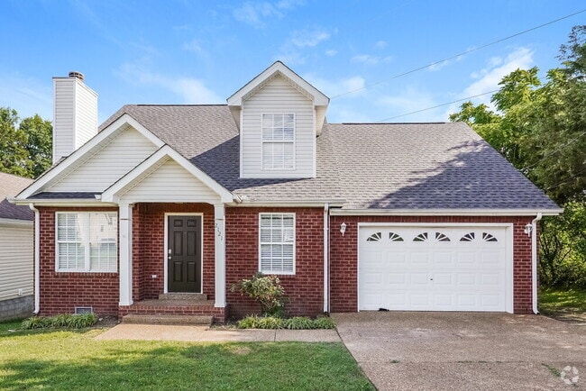 Building Photo - 2121 Hamilton Glen Pl