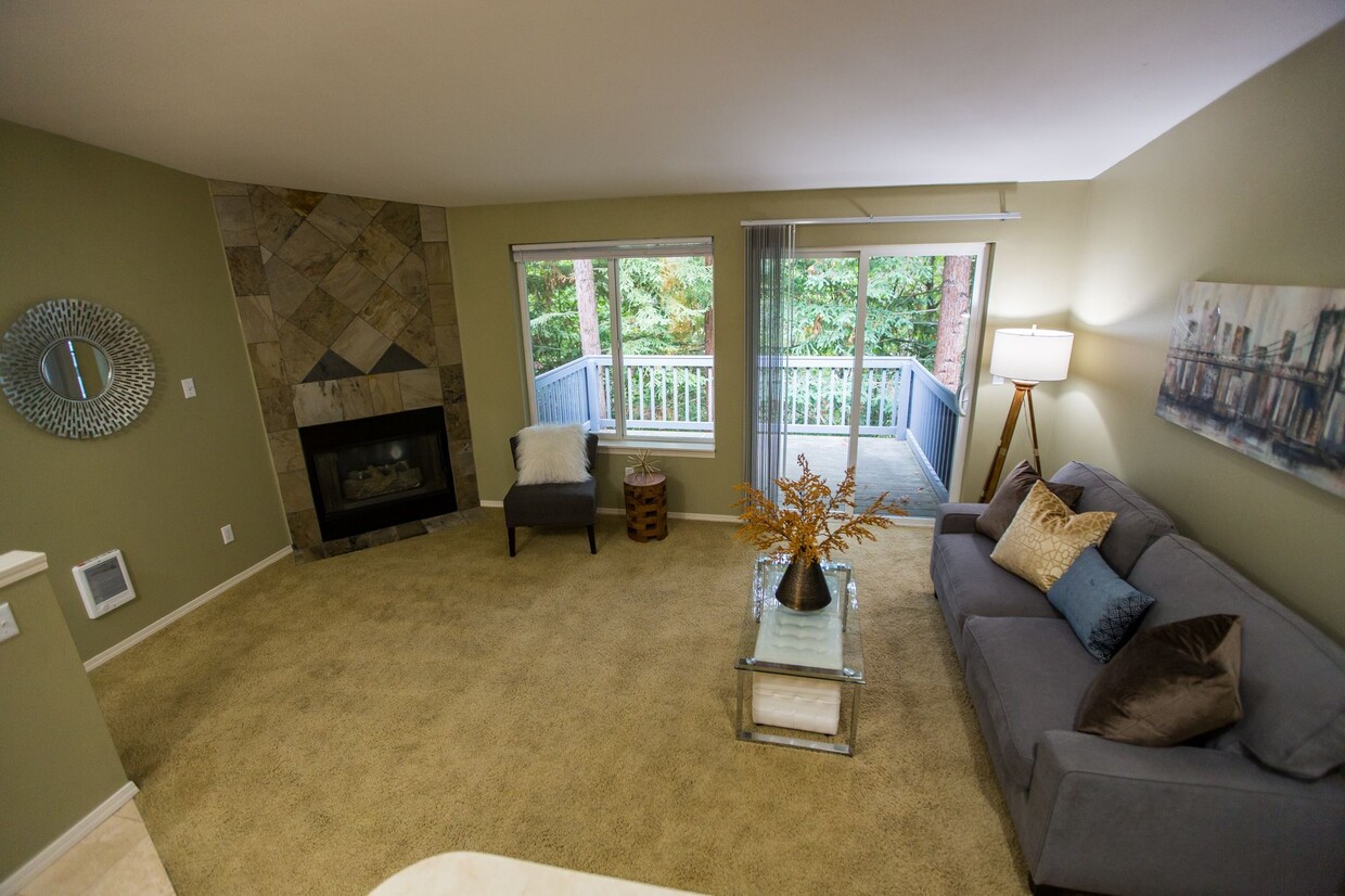 Primary Photo - REDWOOD HILLS CONDOS