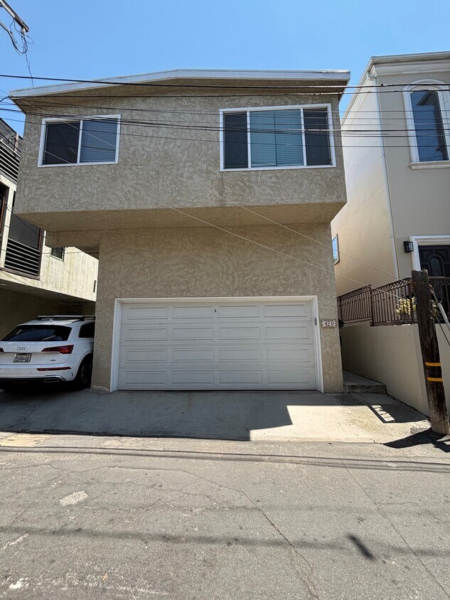 420 Marine - Exterior - 420 Marine Pl