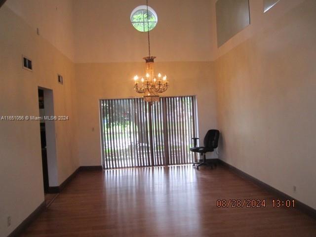 Foto del edificio - 2660 Huron Way