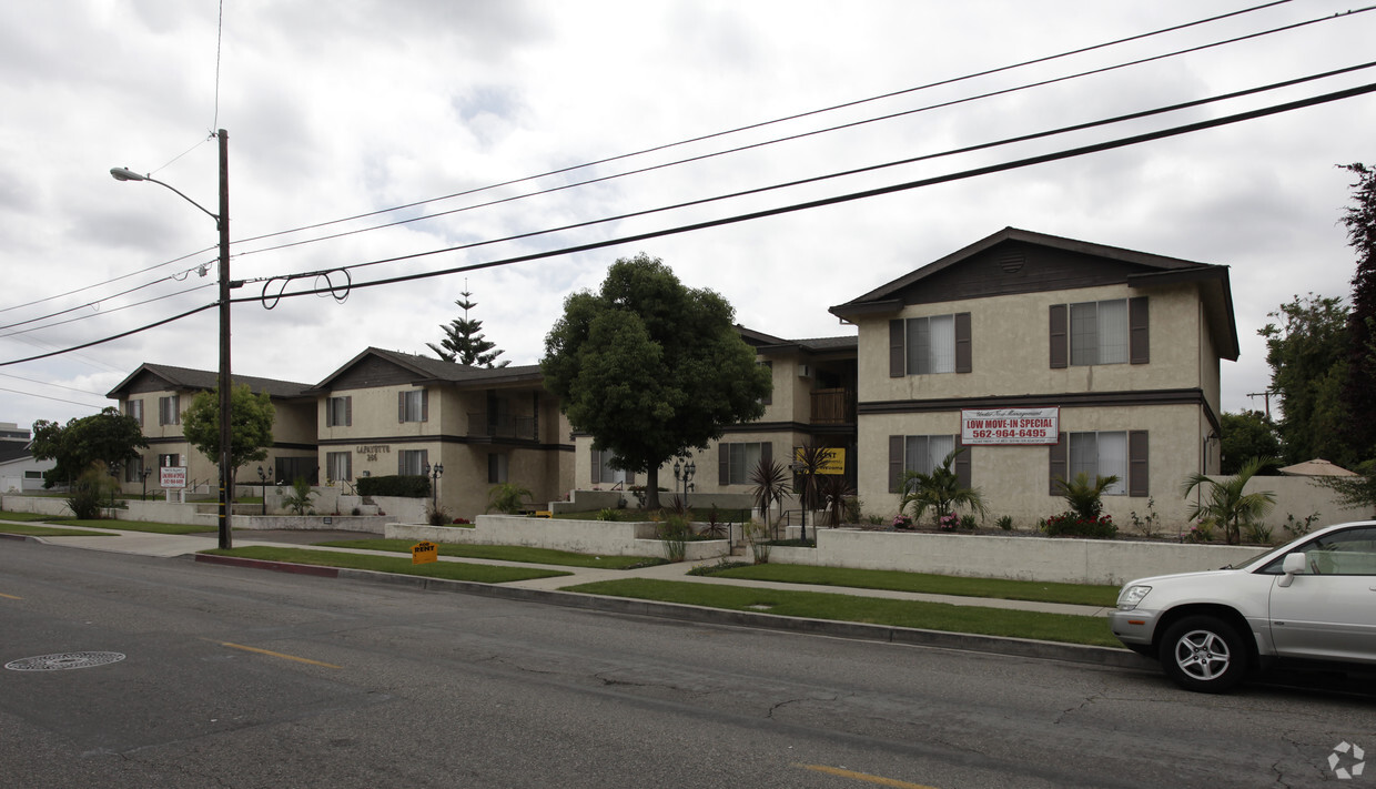 Building Photo - Lafayette Apartments