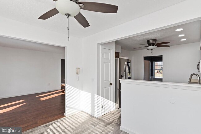 Foto del edificio - 12 Briarwood Ct