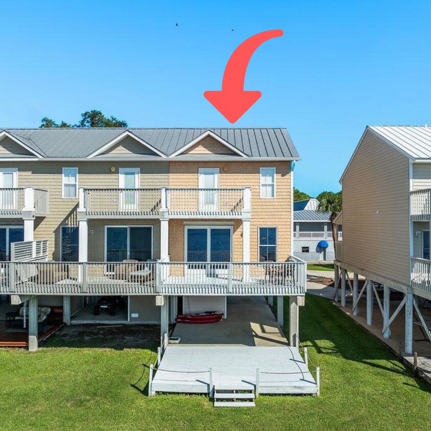 Foto principal - Waterfront Townhome for Rent – 3BR/2.5BA –...